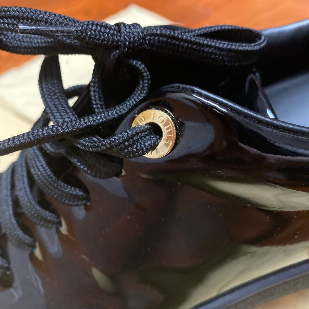 LOUIS VUITTON Patent Calfskin Frontrow Sneakers - Picture 6 of 8